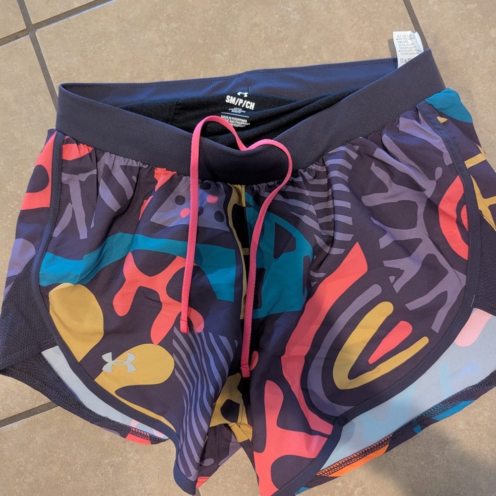 Under Armour Abstract Design Athletic Shorts